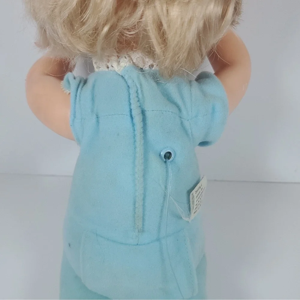 Mattel 1981 Bye Bye Diapers Baby Doll Pull String Is Stuck Out